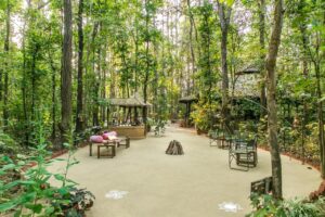 Kanha national park safari. Photo of Kanha jungle lodge fire pit